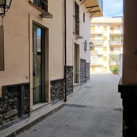 Le Dimore Del Corso I - Sicily Stay, Fra Catania, Taormina, Il Mare E L'etna *
