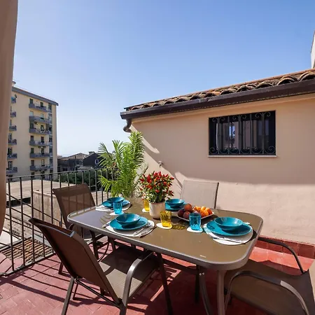 Le Dimore Del Corso I - Sicily Stay, Fra Catania, Taormina, Il Mare E L'etna Διαμέρισμα